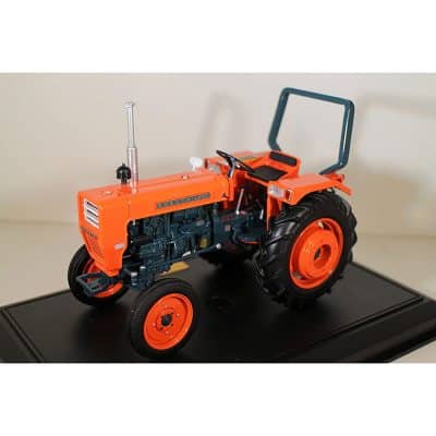 New Ray Kubota Bx2670 Lawn Tractor With Figure Accessories 1:18 33453 